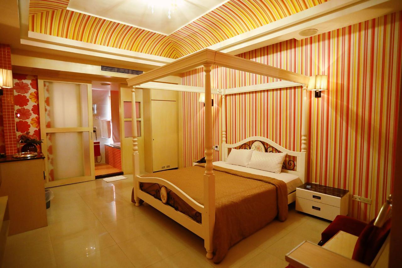 טאינאן Hua Jia Motel מראה חיצוני תמונה