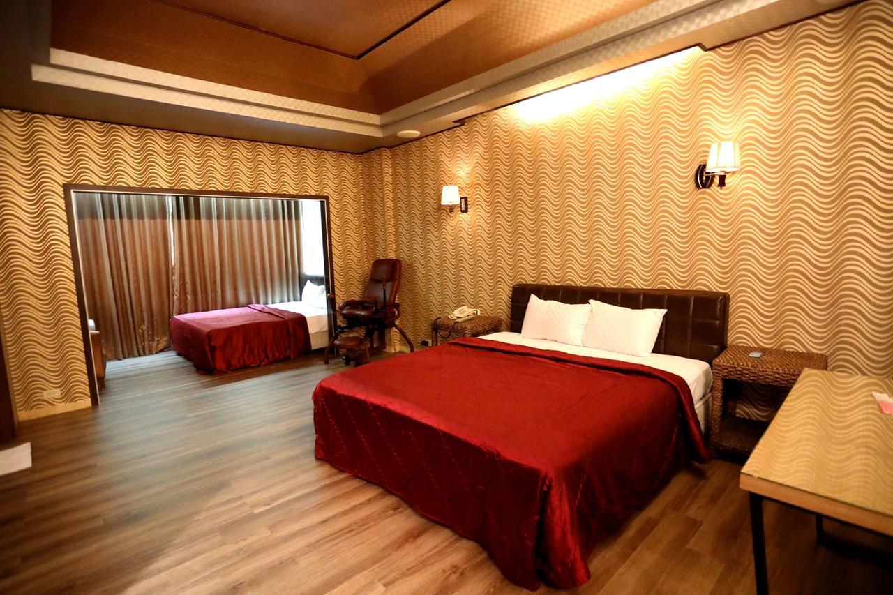 טאינאן Hua Jia Motel מראה חיצוני תמונה